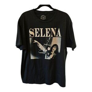 SELENA OFFICIAL MERCHANDISE TSHIRT SIZE XL ICONIC SHORT SLEEVE 100% COTTON SOFT